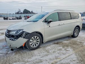 Chrysler Pacifica 3.6L 6 2019