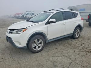 Toyota Rav4 XLE 2.5L 4 2014