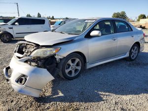Toyota Corolla BASE 1.8L 4 2012