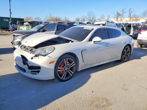 Porsche Panamera S 4.8L 8 2010