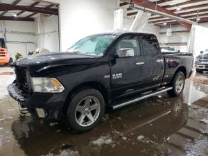 RAM 1500 ST 5.7L 8 2014