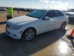 Mercedes-Benz C 300 3.0L 6 2011