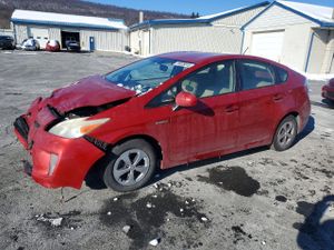 Toyota Prius 1.8L 4 2013