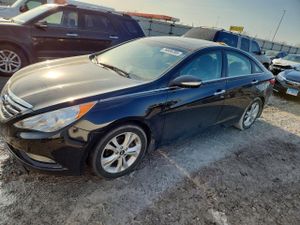 Hyundai Sonata SE 2.4L 4 2013
