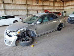 Toyota Camry HYBRID 2.5L 4 2013
