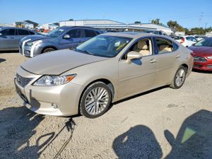Lexus ES 350 3.5L 6 2013