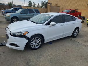 Ford Fusion SE 2.5L 4 2014