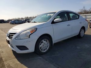 Nissan Versa S 1.6L 4 2015