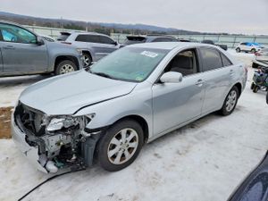 Toyota Camry BASE 2.5L 4 2010