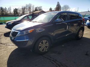 Kia Sportage LX 2.4L 4 2011