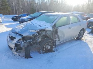 Toyota Corolla BASE 1.8L 4 2010