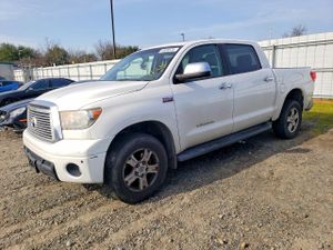 Toyota Tundra CREWMAX LIMITED 5.7L 8 2012