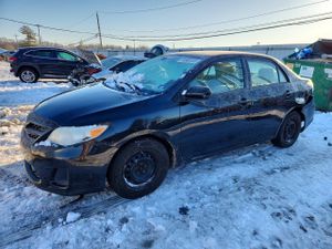 Toyota Corolla BASE 1.8L 4 2011