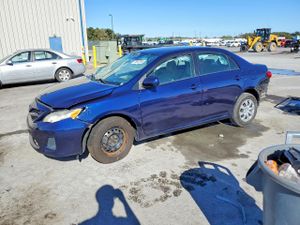 Toyota Corolla BASE 1.8L 4 2011
