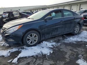 Hyundai Sonata GLS 2.4L 4 2013