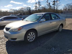 Toyota Camry LE 3.0L 6 2002