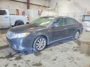 Toyota Avalon BASE 3.5L 6 2011