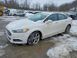 Ford Fusion SE 2.0L 4 2015