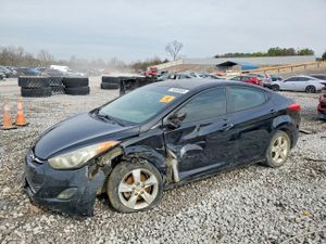 Hyundai Elantra GLS 1.8L 4 2013