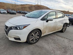 Nissan Versa SV 1.6L 4 2021