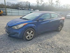 Hyundai Elantra GLS 1.8L 4 2013