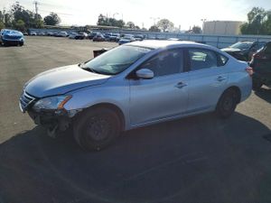 Nissan Sentra S 1.8L 4 2015