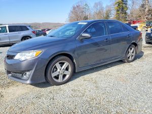 Toyota Camry BASE 2.5L 4 2012