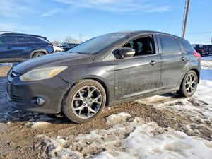 Ford Focus SE 2.0L 4 2013