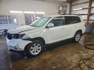 Toyota Highlander BASE 2.7L 4 2012
