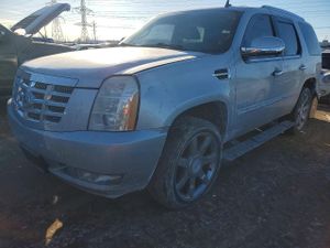 Cadillac Escalade PREMIUM 6.2L 8 2011