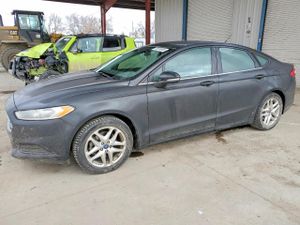 Ford Fusion SE 2.5L 4 2013