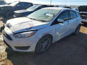 Ford Focus SE 2.0L 4 2015
