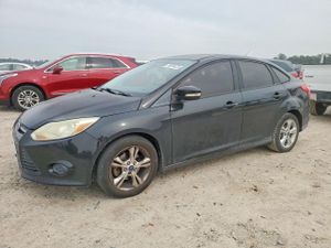 Ford Focus SE 2.0L 4 2013