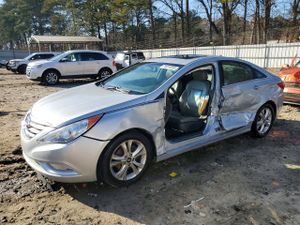 Hyundai Sonata SE 2.4L 4 2011