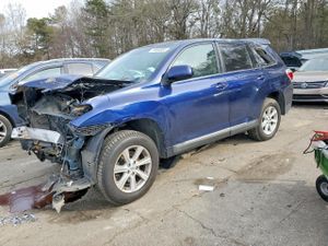 Toyota Highlander BASE 2.7L 4 2012