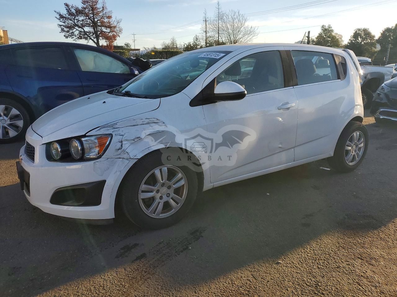 Chevrolet Aveo (Sonic) LT 1.8L 4 2015