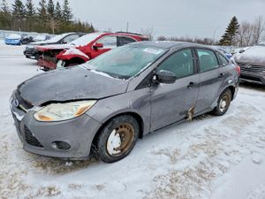 Ford Focus S 2.0L 4 2013
