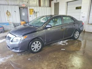 Toyota Corolla BASE 1.8L 4 2010