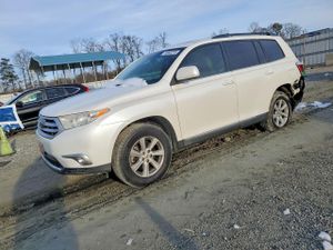 Toyota Highlander BASE 3.5L 6 2013