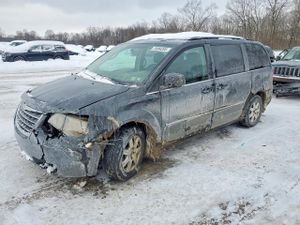 Chrysler Town & Country TOURING PLUS 4.0L 6 2010