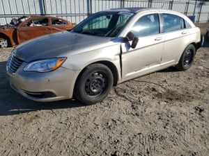 Chrysler 200 LX 2.4L 4 2014