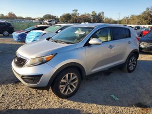 Kia Sportage LX 2.4L 4 2015