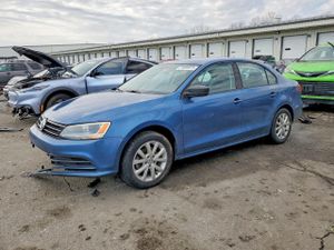 Volkswagen Jetta SE 1.8L 4 2015