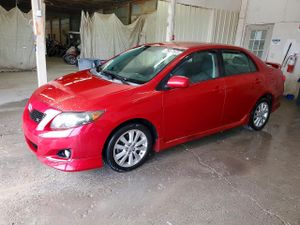 Toyota Corolla BASE 1.8L 4 2010