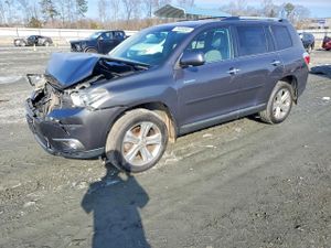 Toyota Highlander LIMITED 3.5L 6 2013