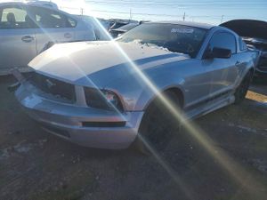Ford Mustang 4.0L 6 2005