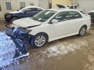 Toyota Corolla BASE 1.8L 4 2010