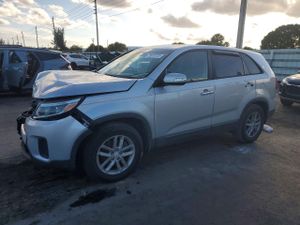 Kia Sorento LX 2.4L 4 2014