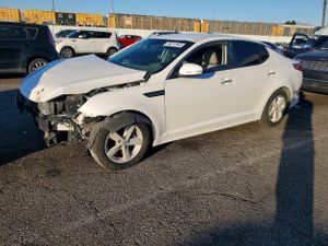 Kia Optima LX 2.4L 4 2015