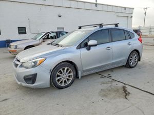 Subaru Impreza PREMIUM 2.0L 4 2012